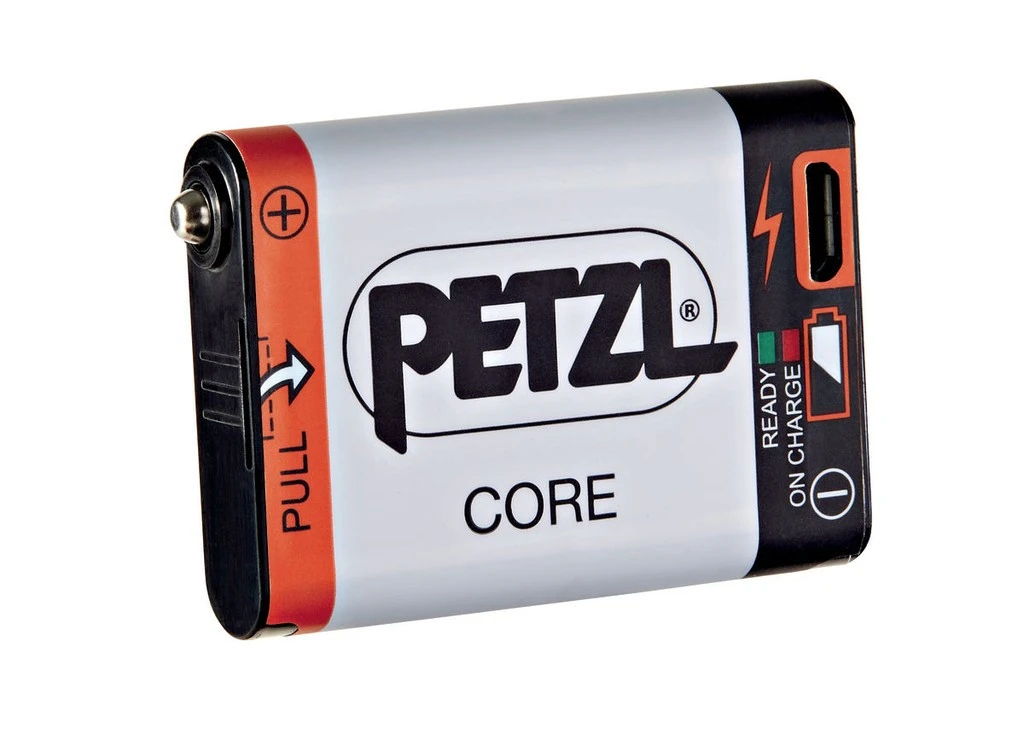 Petzl Core Petzl Core -Magasin Aventure Nordique batterie frontale petzl core 01