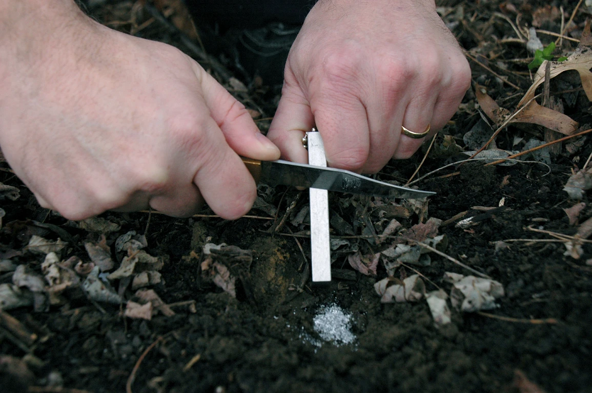 Doan Magnesium Fire Starter Doan Magnesium Fire Starter -Magasin Aventure Nordique briquet pierre a feu doan magnesium firestarter