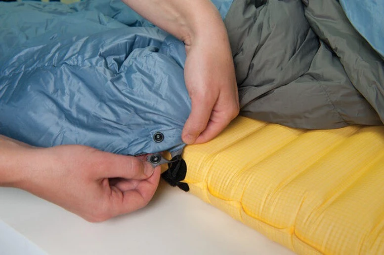 Thermarest Vela Double 32F/0C Therm-a-Rest Thermarest Vela Double 32F/0C -Magasin Aventure Nordique couette thermarest vela double 32f 0c 06