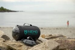 NEMO EQUIPMENT Douche Nemo Helio 8 NEMO EQUIPMENT Douche Nemo Helio -Magasin Aventure Nordique douche nemo helio pressure shower 10