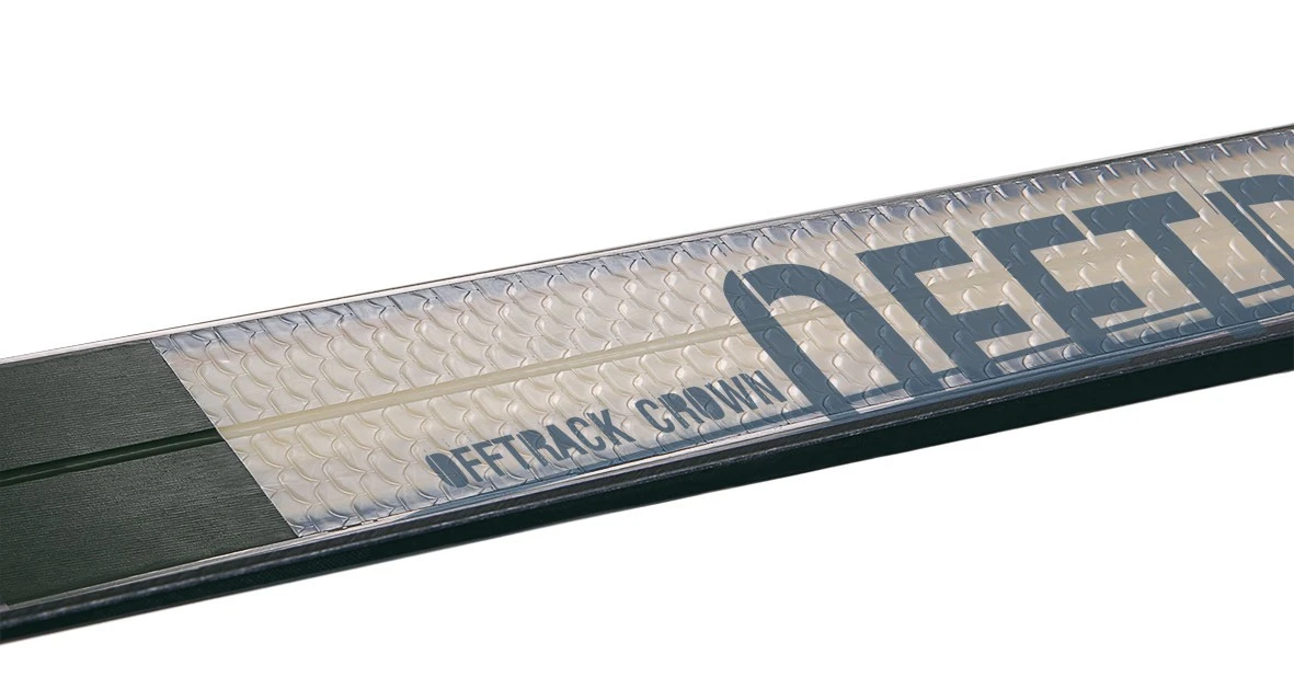 Fischer Traverse 78 Crown/Skin Xtralite Fischer Traverse 78 Crown/Skin Xtralite -Magasin Aventure Nordique ecailles offtrack crown fischer