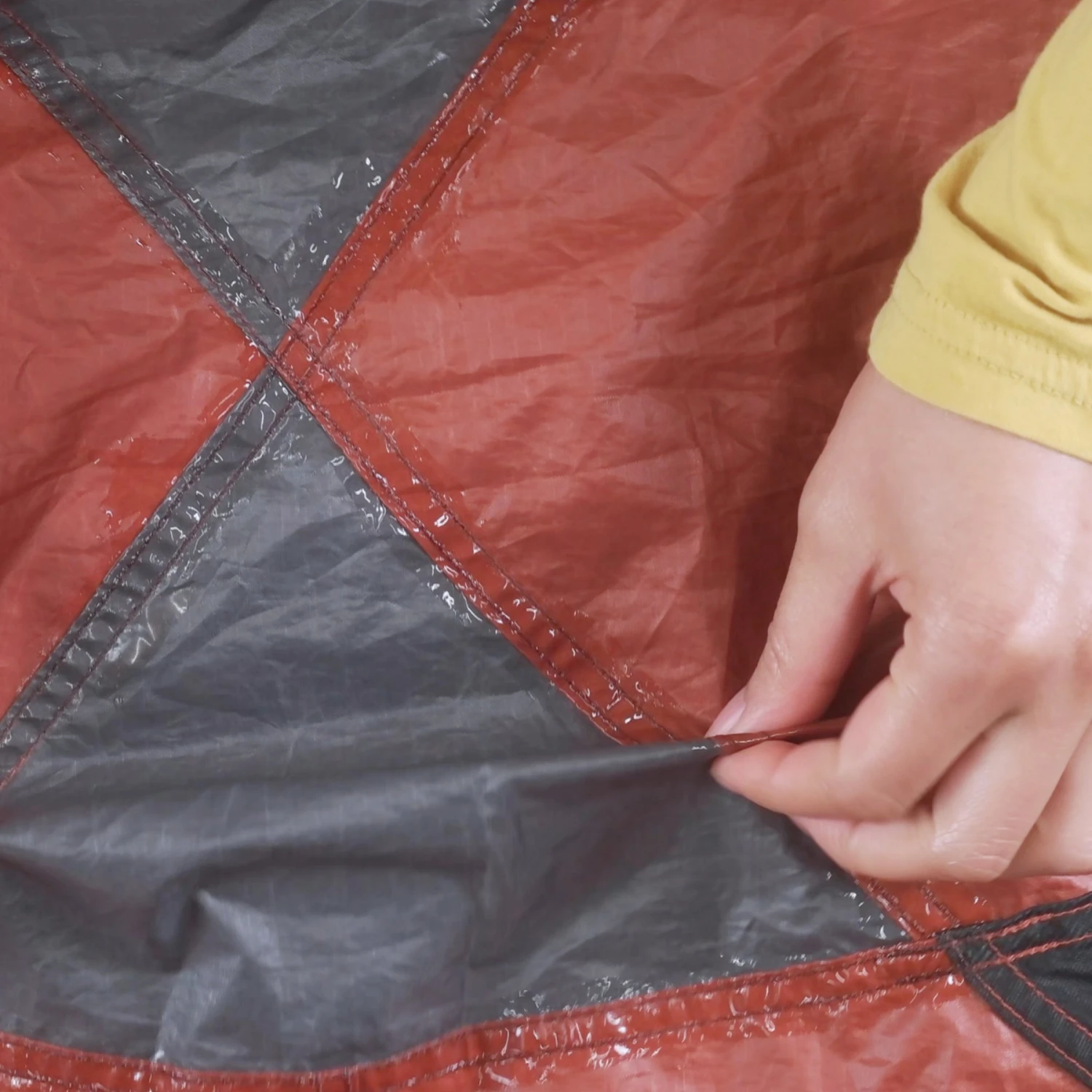 GearAid Seam Grip WP 2x7g (McNett) GearAid Seam Grip WP 2x7g (McNett) -Magasin Aventure Nordique gearaid seamgrip wp sealant adhesive 04