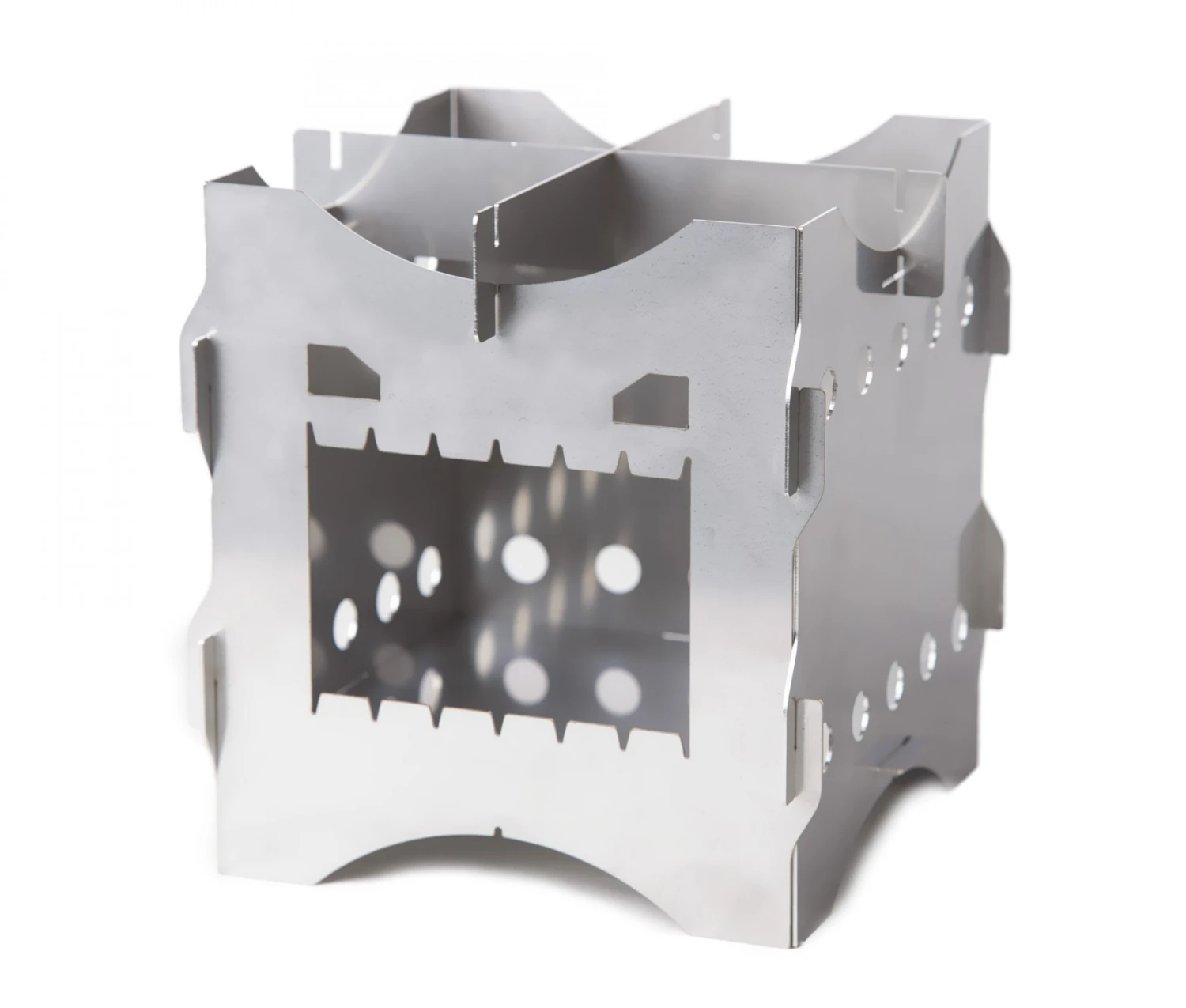 Savotta Big Bad Stove Savotta Big Bad Stove -Magasin Aventure Nordique grand rechaud a bois pliable savotta big bad stove