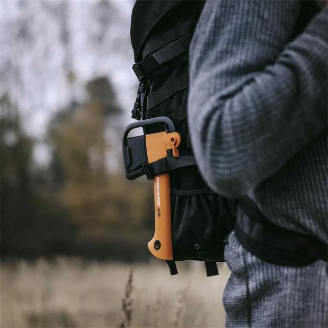 Hachette de rando Fiskars Hachette De Rando Fiskars -Magasin Aventure Nordique hache fiskars