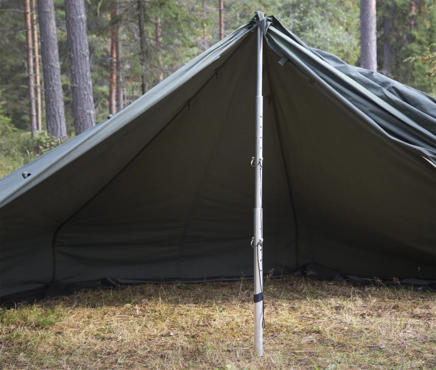 Mât Savotta Hawu Center Pole Mât Savotta Hawu Center Pole -Magasin Aventure Nordique mat central savotta hawu centre pole 05