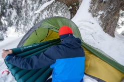 Exped Dura 8R 6 Exped Dura 8R -Magasin Aventure Nordique matelas exped dura 8r 06