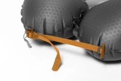 Exped Neck Pillow Deluxe -Magasin Aventure Nordique oreiller de voyage exped neck pillow deluxe 05 1