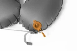 Exped Neck Pillow Deluxe -Magasin Aventure Nordique oreiller de voyage exped neck pillow deluxe 06 1