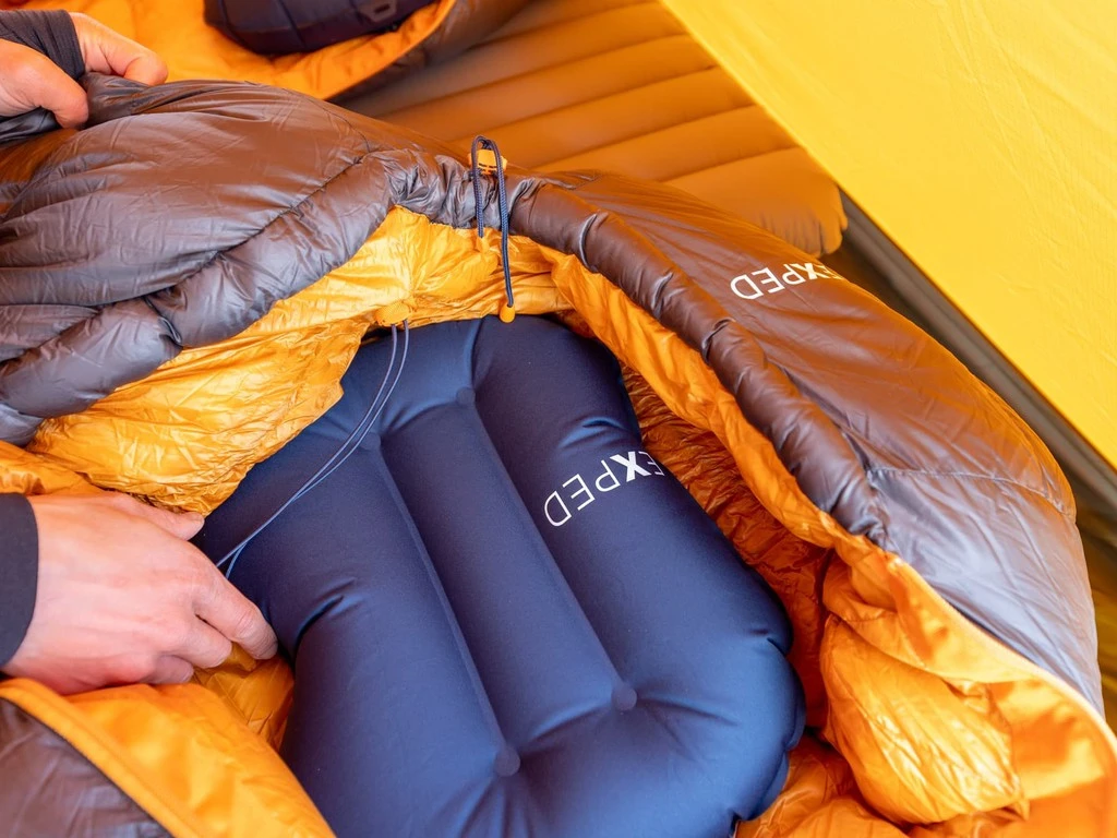 Exped Versa Pillow Exped Versa Pillow -Magasin Aventure Nordique oreiller exped versa pillow 04