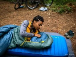 Therm-a-Rest Thermarest Air Head Down Pillow -Magasin Aventure Nordique oreiller thermarest air head down pillow 09