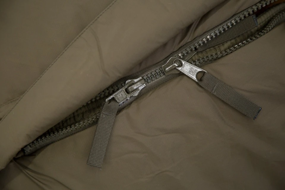 Carinthia Defence 4 Carinthia Defence 4 -Magasin Aventure Nordique sac de couchage carinthia defence 4 10