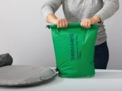 Therm-a-Rest Thermarest BlockerLite Pump Sack -Magasin Aventure Nordique sac pompe thermarest blockerlite pumpsack 20l 04