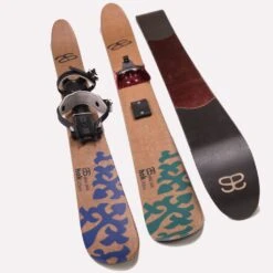 Skis Altai Hok 8 Skis Altai Hok -Magasin Aventure Nordique skiraquettes altai hok